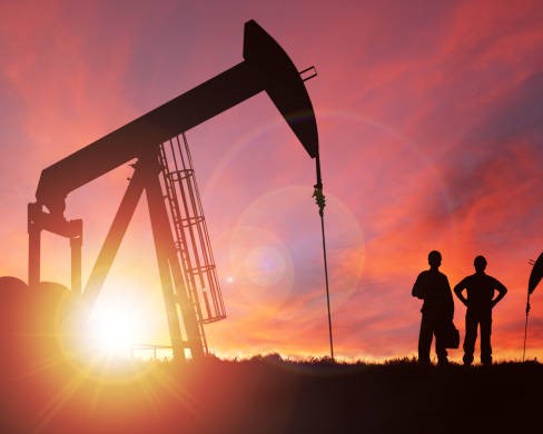 US shale oil producers plan to slash jobs!